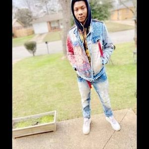 Meet your Posher, Leon